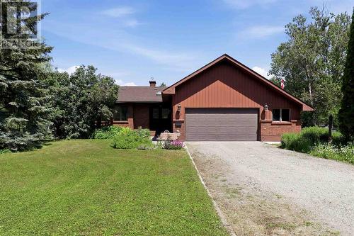 98 Ellis RD  Sault Ste Marie, ON P6C 1P1