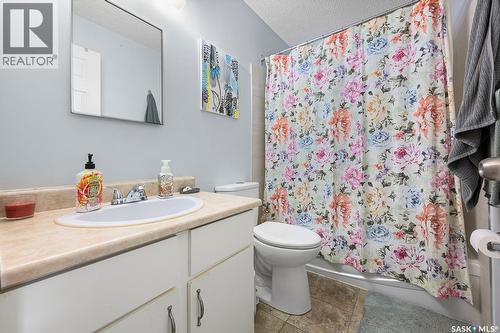 4008 Dewdney Avenue, Regina, SK 
