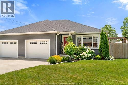 1023 OAK AVENUE  Kingsville, ON N9Y 3T5