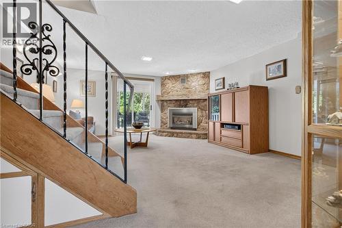 Family Room - 252 Christopher Drive, Cambridge, ON 