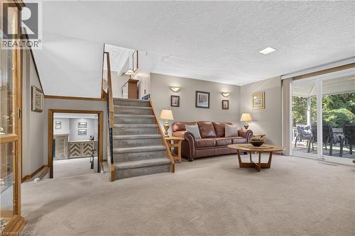 Family Room - 252 Christopher Drive, Cambridge, ON 
