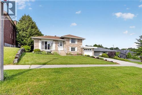 252 Christopher Drive, Cambridge, ON - Outdoor