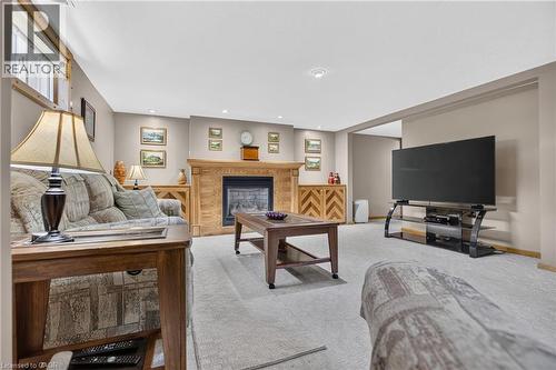 252 Christopher Drive, Cambridge, ON - Indoor Photo Showing Living Room With Fireplace