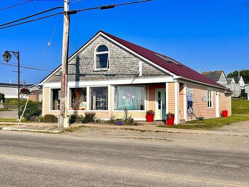 15876 Central Avenue, Inverness, NS 