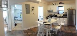 1C - 34 ROSS STREET Toronto, ON M5T 1Z9