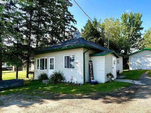 6080 Highway 11, Emo, ON - Outdoor