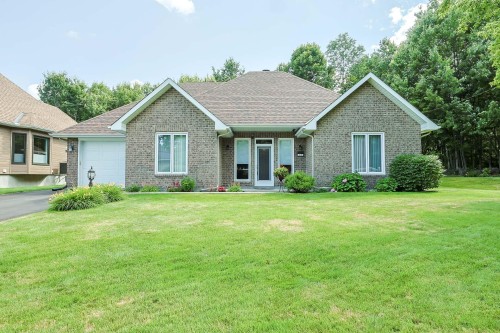 41 Rue Biehler  Gatineau (Buckingham), QC J8L 3J6