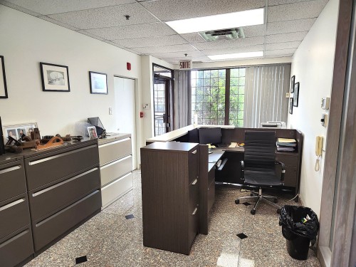 Reception - 2298 Ch. St-François, Dorval, QC 