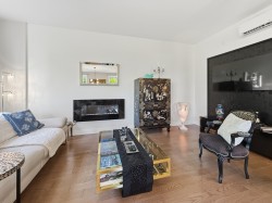 Salon - 