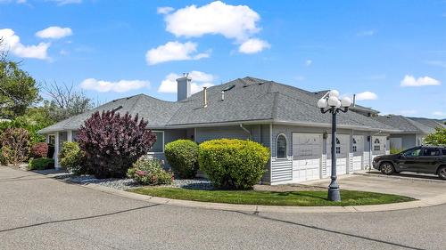 15-3370 Casorso Road  Kelowna, BC V1W 3J2