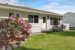 277 Carolyn Rd Campbell River, BC V9W 3M2