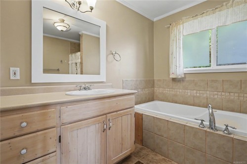 6285 North Rd, Duncan, BC 