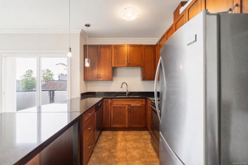 #308-9751 Fourth St, Sidney, BC 