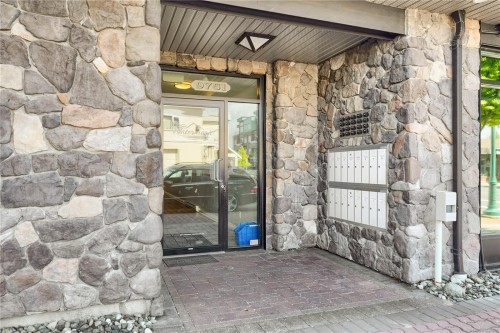 #308-9751 Fourth St, Sidney, BC 