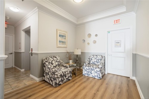 #308-9751 Fourth St, Sidney, BC 