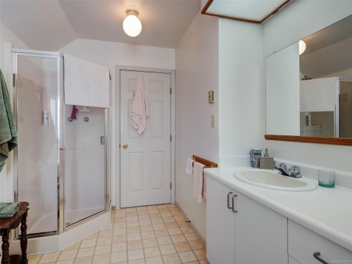 1230 Richardson St, Victoria, BC 