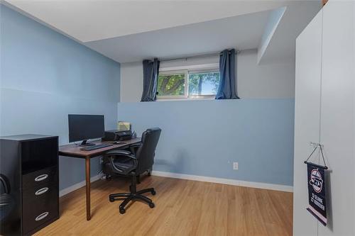 255 St Martin Blvd, Winnipeg, MB 