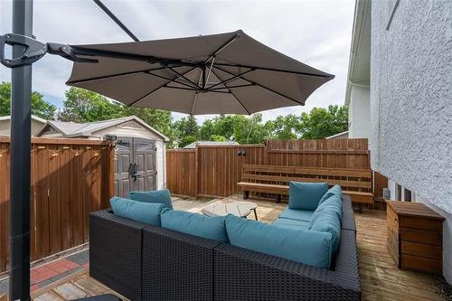 255 St Martin Blvd, Winnipeg, MB 