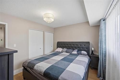 255 St Martin Blvd, Winnipeg, MB 