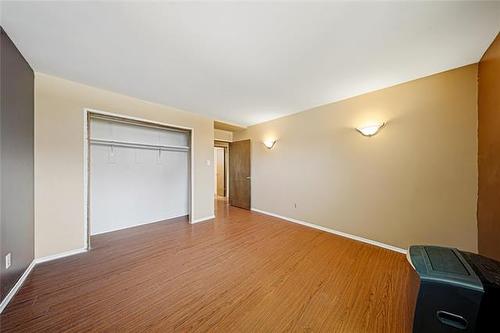 423 Parkview St, Winnipeg, MB 