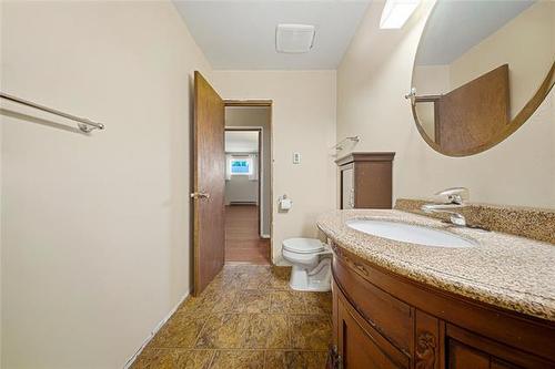 423 Parkview St, Winnipeg, MB 