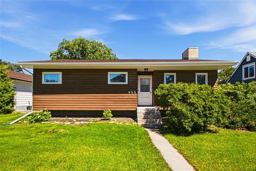 423 Parkview St, Winnipeg, MB 