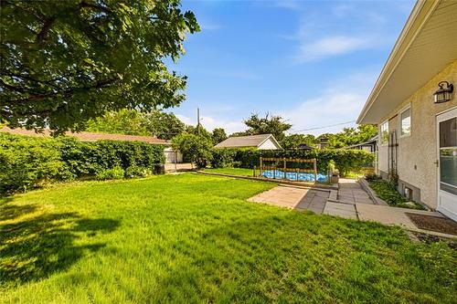 423 Parkview St, Winnipeg, MB 