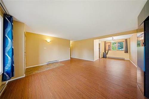 423 Parkview St, Winnipeg, MB 