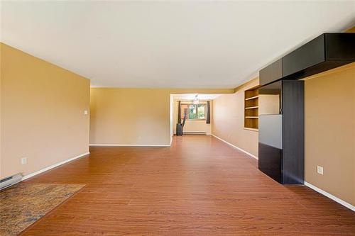 423 Parkview St, Winnipeg, MB 