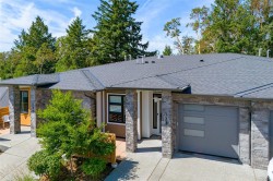 #133-1234 Viewtop Rd Duncan, BC V9L 5S7