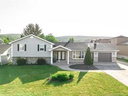 8 Belone ST Edmundston, NB E7B 1B6