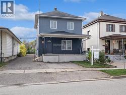 7 MAITLAND Street Unit# UPPER Thorold, ON L2V 3A4
