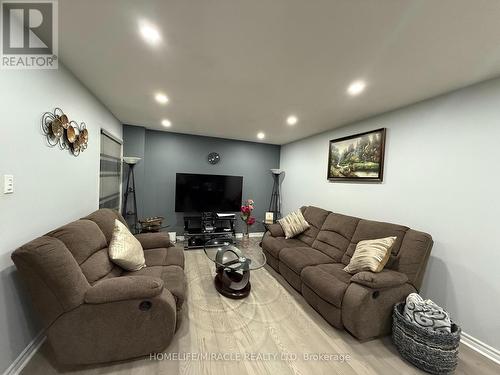 163 Mabley Crescent, Vaughan, ON 