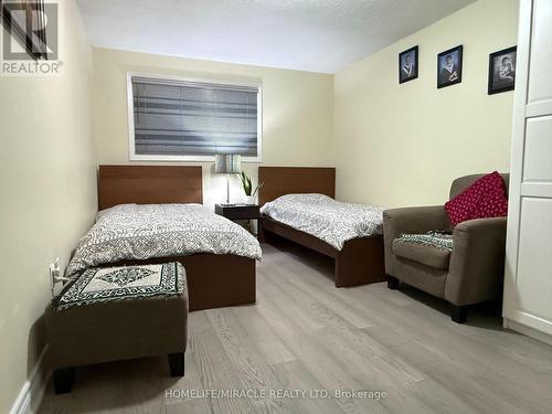 163 Mabley Crescent, Vaughan, ON 