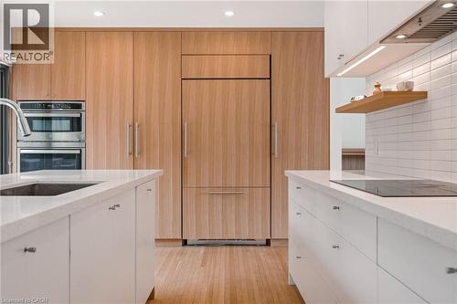 332 Newbold Court, Burlington, ON 
