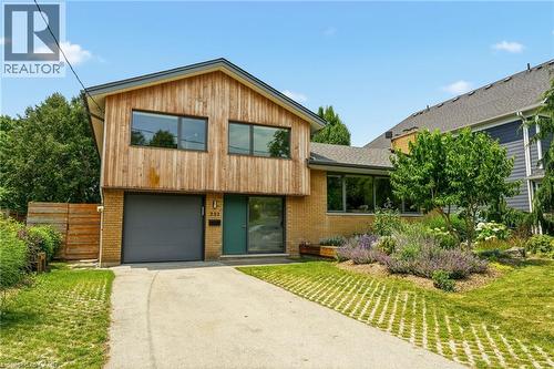 332 Newbold Court, Burlington, ON 