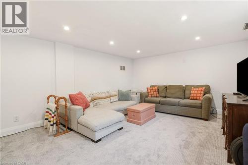 332 Newbold Court, Burlington, ON - Indoor