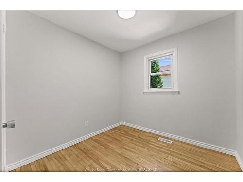 1740 Jefferson, Windsor, ON 