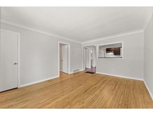 1740 Jefferson, Windsor, ON 