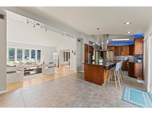 3740 Ouellette, Windsor, ON 