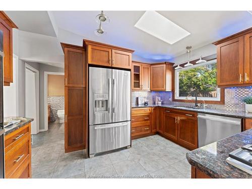 3740 Ouellette, Windsor, ON 