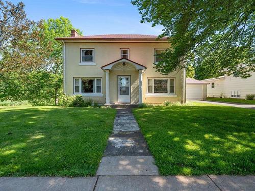7 ROOSEVELT Avenue  Truro, NS B2N 1B7