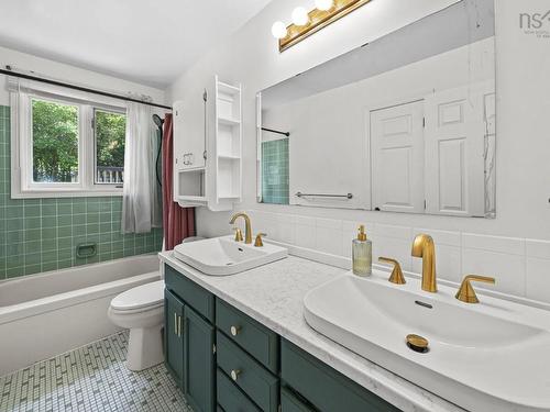 36 Stonehaven Road, Halifax, NS 