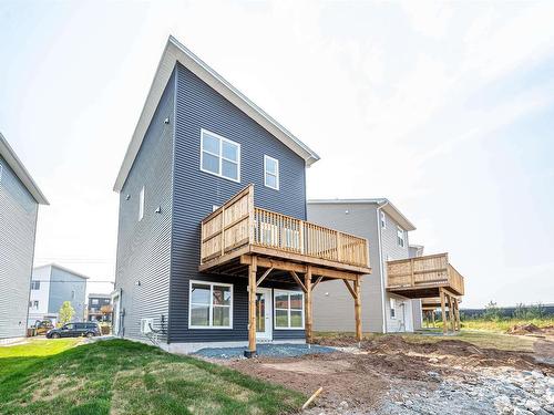 48 Zeppelin Crescent, Beechville, NS 