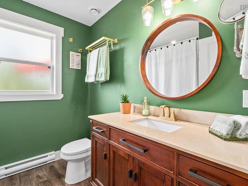 1241 Ketch Harbour Road, Ketch Harbour, NS - Indoor Photo Showing Bathroom