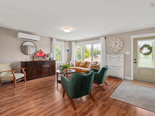 1241 Ketch Harbour Road, Ketch Harbour, NS - Indoor Photo Showing Living Room