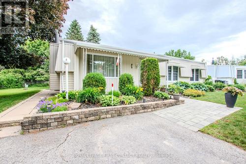 3 HONEYSUCKLE LANE  Innisfil, ON L9S 1M5