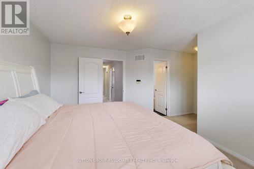 6321 Amber Glen Drive, Mississauga, ON 