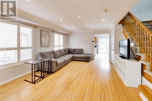 6321 Amber Glen Drive, Mississauga, ON 