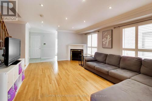 6321 Amber Glen Drive, Mississauga, ON 